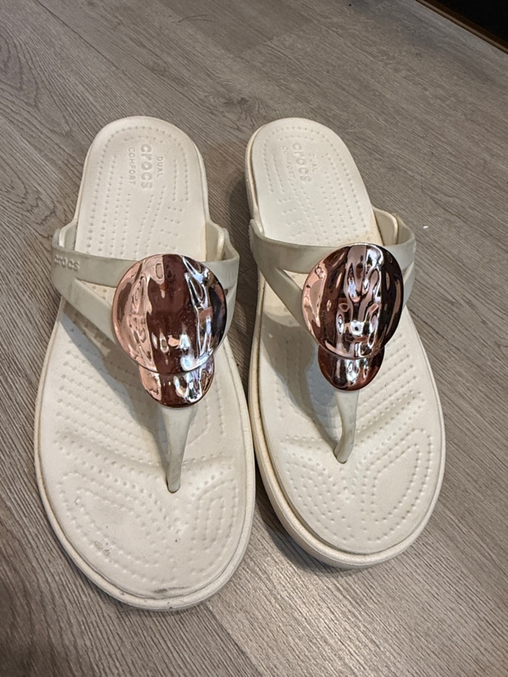 CROCS Women’s Cream Toe-Post Sandals with Rose Gold Ornament